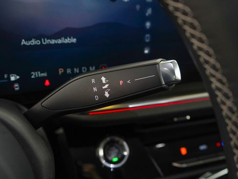 Used 2024 Buick Envision Preferred image 25