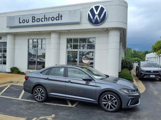 New 2025 Volkswagen Jetta SE video 1