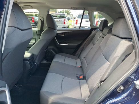 Used 2019 Toyota RAV4 XLE w/ Convenience Package AWD/4WD image 11
