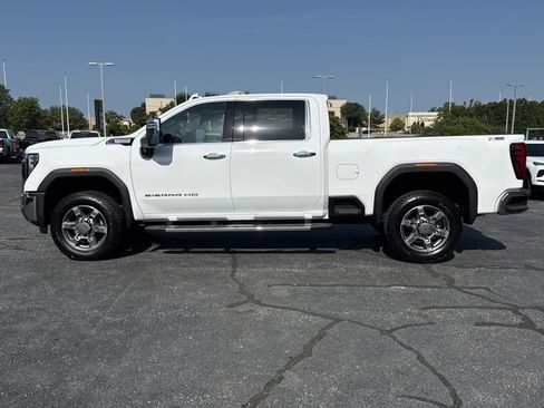 New 2026 GMC Sierra 2500 SLT w/ SLT Premium Package AWD/4WD image 12