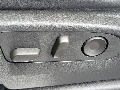 Used 2024 Chevrolet Silverado 1500 LTZ w/ Technology Package RWD image 18