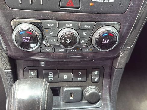 Used 2016 Buick Enclave Leather FWD image 38