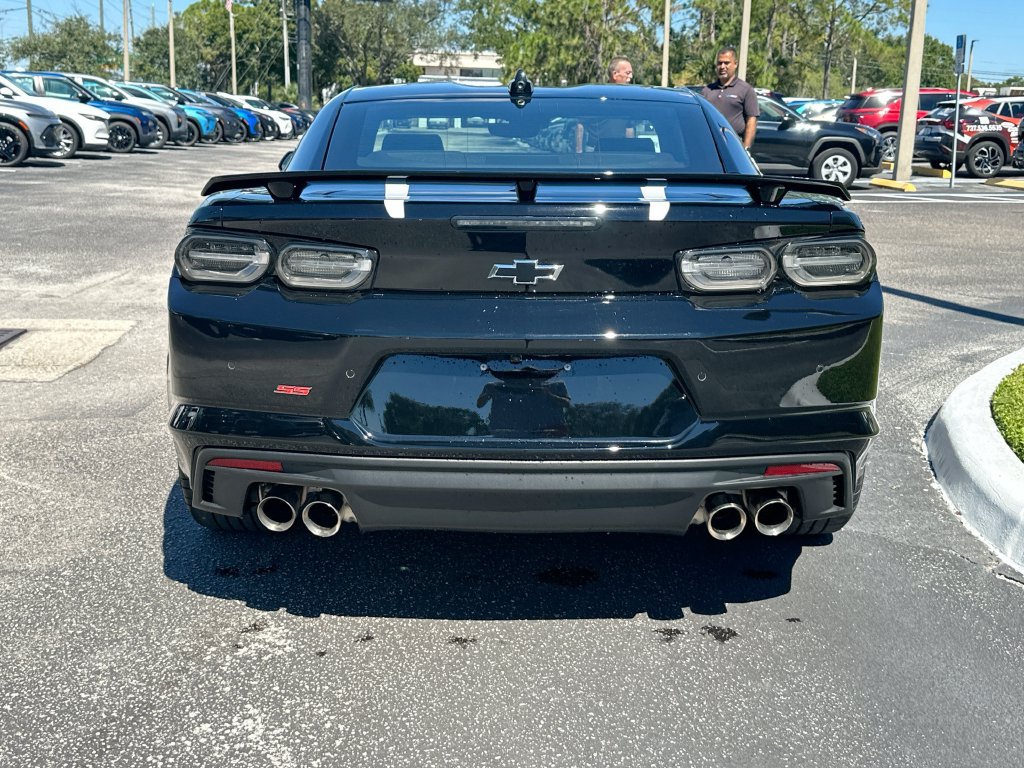 Used 2022 Chevrolet Camaro SS RWD image 6