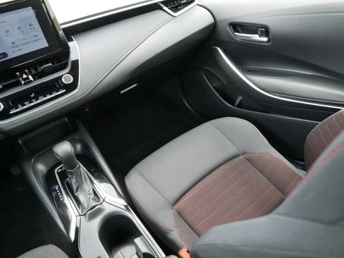 Used 2024 Toyota Corolla SE AWD/4WD image 11