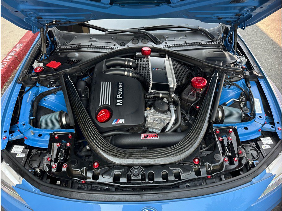 Used 2016 BMW M3 RWD image 19