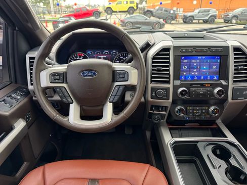 Used 2021 Ford F250 King Ranch w/ King Ranch Ultimate Package image 31