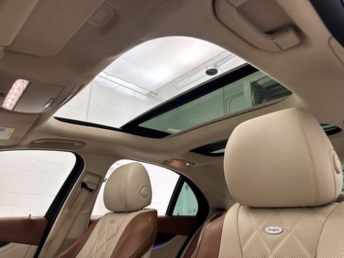 Used 2019 Mercedes-Benz E 300 image 3