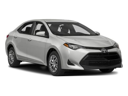Used 2017 Toyota Corolla SE w/ Carpet Mat Package (TMS) FWD image 6