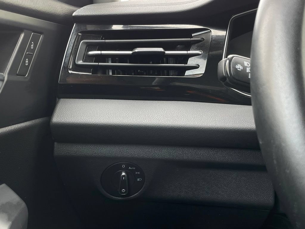 Used 2025 Volkswagen Jetta S FWD image 13