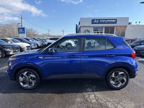 Certified 2024 Hyundai Venue SEL image 21