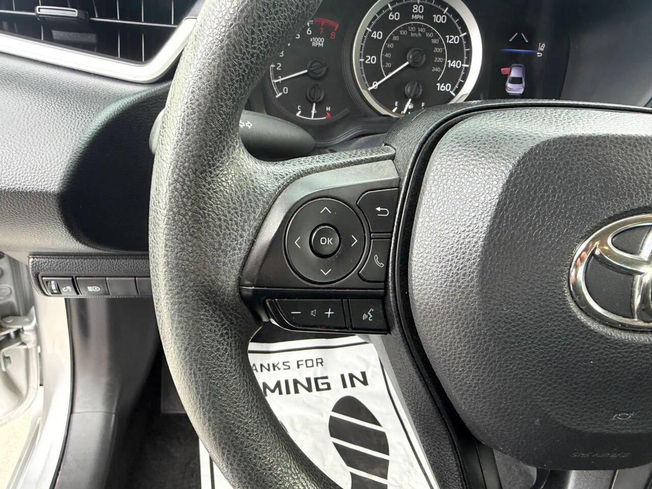 Used 2022 Toyota Corolla LE FWD image 17