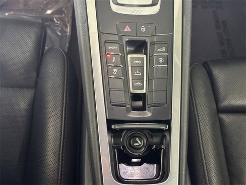 Used 2017 Porsche 911 Carrera image 30