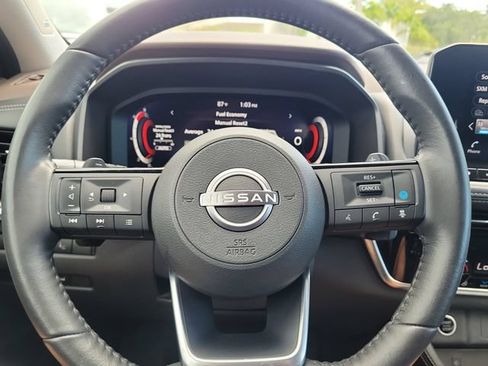 Used 2023 Nissan Rogue Platinum w/ Platinum Premium Package AWD/4WD image 13