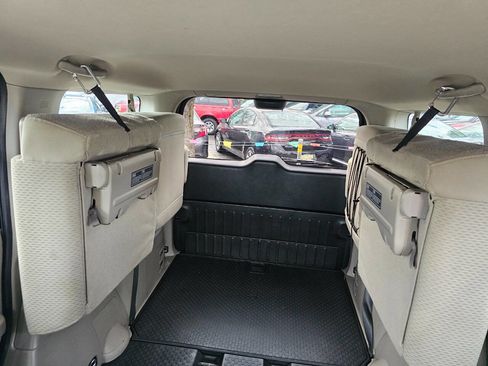 Used 2010 Honda Element EX image 16