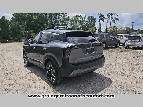 Used 2026 Nissan Kicks SV w/ SV Premium Package AWD/4WD image 21