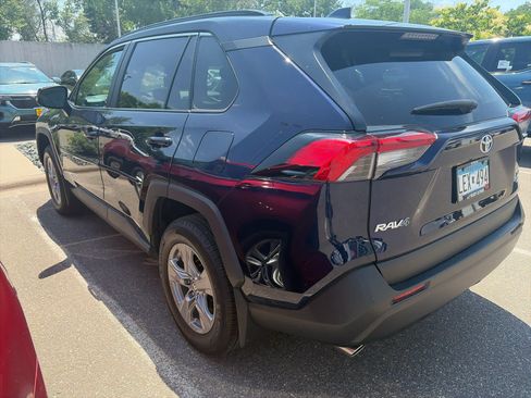 Used 2023 Toyota RAV4 XLE w/ Convenience Package AWD/4WD image 4