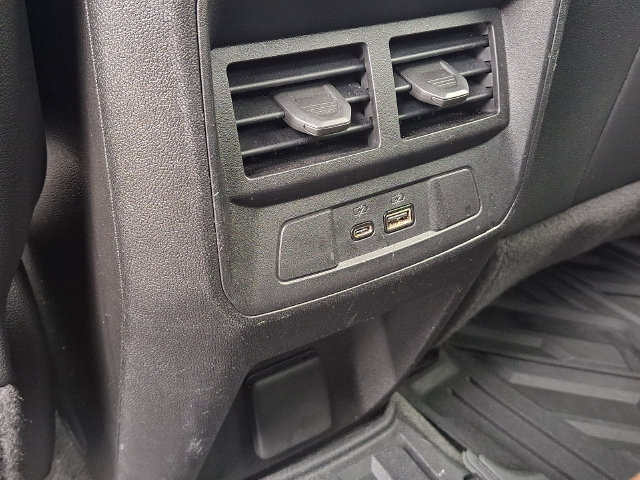 Used 2024 GMC Canyon AT4 w/ Canyon Safety Plus Package AWD/4WD image 21