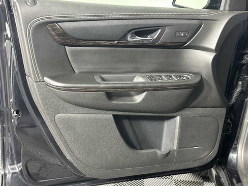 Used 2015 GMC Acadia Denali FWD image 9