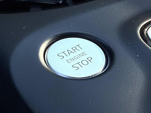 Certified 2022 INFINITI QX50 Luxe w/ Appearance Package image 8