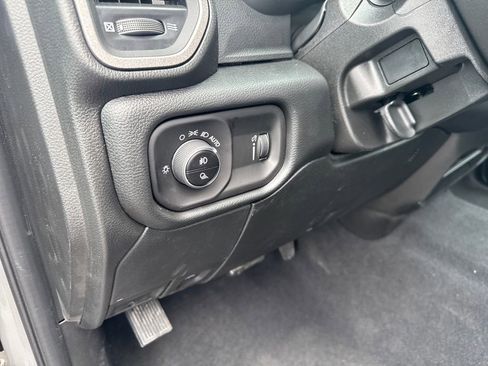 New 2026 RAM 3500 Tradesman AWD/4WD image 17