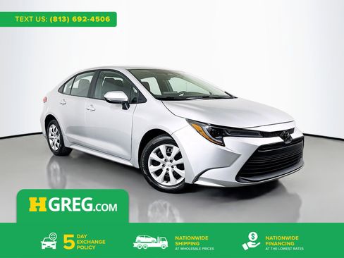 Used 2026 Toyota Corolla LE image 1