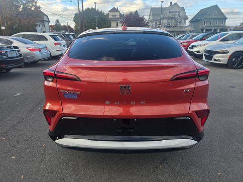 Used 2024 Buick Envista Sport Touring w/ Convenience I Package image 18