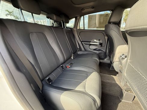 Used 2023 Mercedes-Benz GLA 250 4MATIC image 36