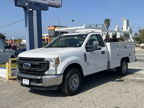 Used 2020 Ford F350 XL w/ Power Equipment Group RWD image 1