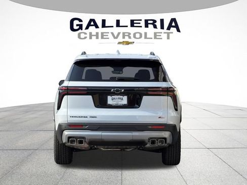 New 2026 Chevrolet Traverse Z71 w/ Enhanced Driving Package AWD/4WD image 6