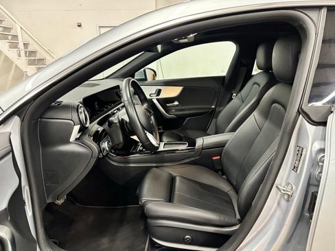 Used 2025 Mercedes-Benz CLA 250 image 17
