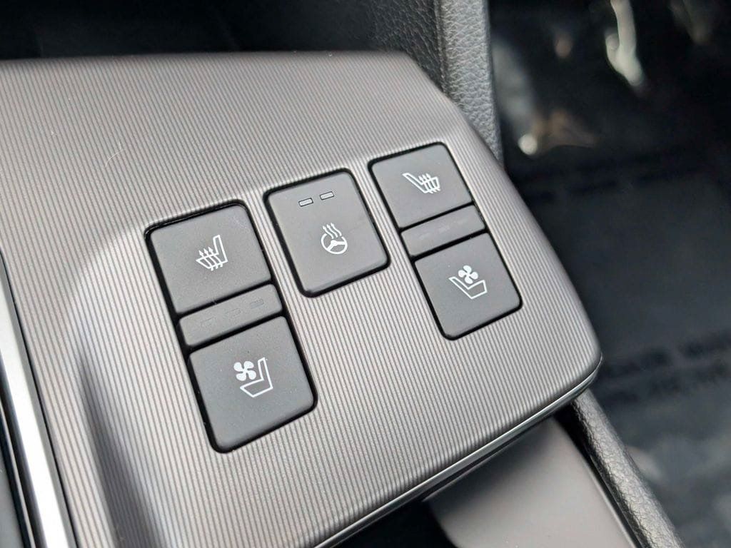 New 2026 Kia Sportage SX FWD image 23