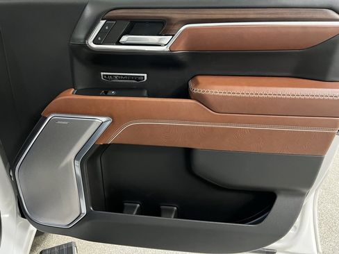 Used 2024 GMC Sierra 1500 Denali Ultimate image 59