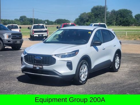 Used 2025 Ford Escape Active AWD/4WD image 3