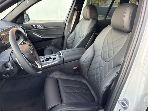 New 2026 BMW X5 xDrive40i w/ Parking Assistance Package image 22