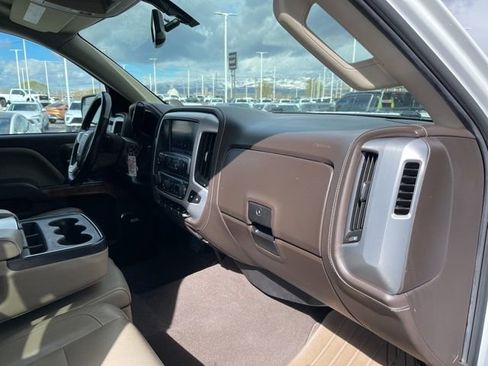 Used 2018 GMC Sierra 1500 SLT w/ SLT Premium Package image 19