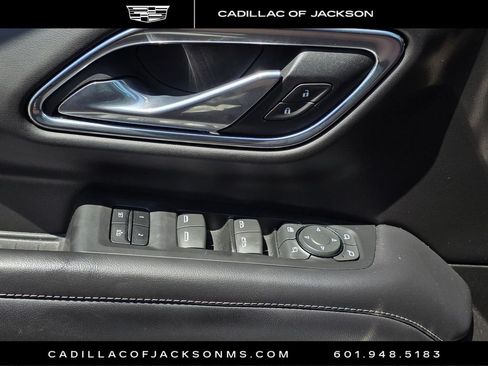 Used 2021 Chevrolet Tahoe Z71 w/ Luxury Package AWD/4WD image 22