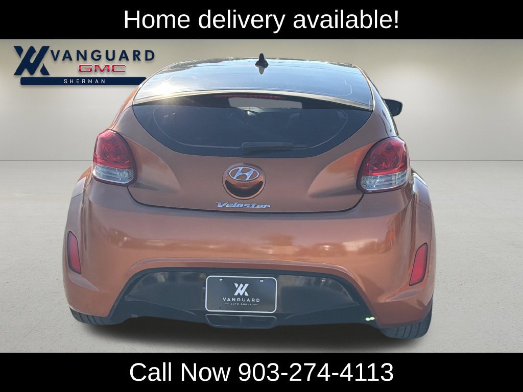 Used 2013 Hyundai Veloster w/ Style Pkg FWD image 6