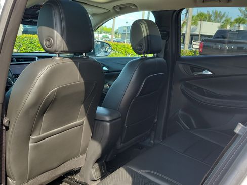 Used 2023 Buick Encore GX Essence w/ Experience Buick Package FWD image 15