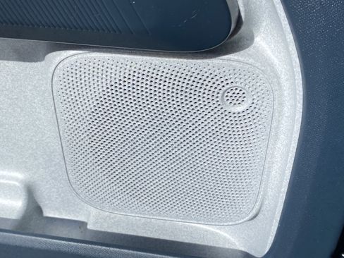 Used 2022 Ford Maverick XLT image 29