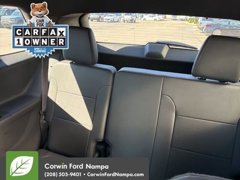 Used 2023 Chevrolet Traverse LT w/ LPO, Floor Liner Package image 9