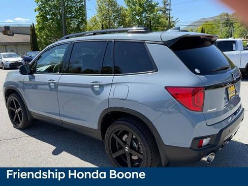 Used 2023 Honda Passport Elite image 7