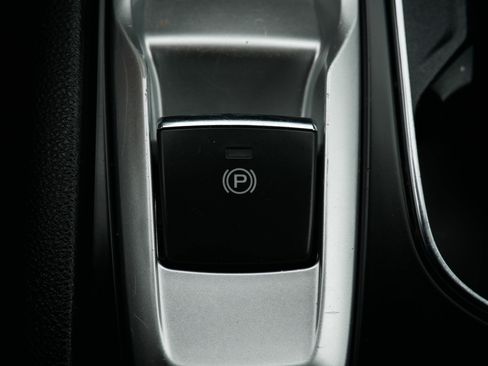 Used 2023 Subaru Ascent Premium AWD/4WD image 30
