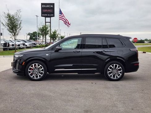 Used 2024 Cadillac XT6 Sport image 4