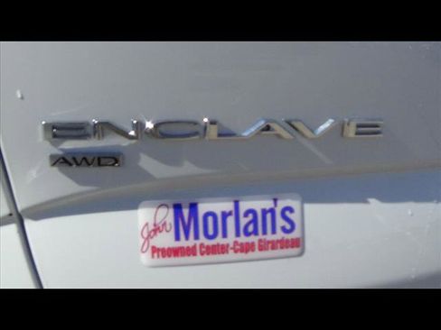 Used 2024 Buick Enclave Premium image 9