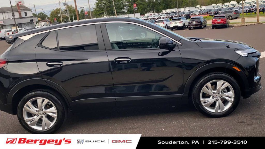 Certified 2026 Buick Encore GX Preferred w/ Comfort Package AWD/4WD image 11