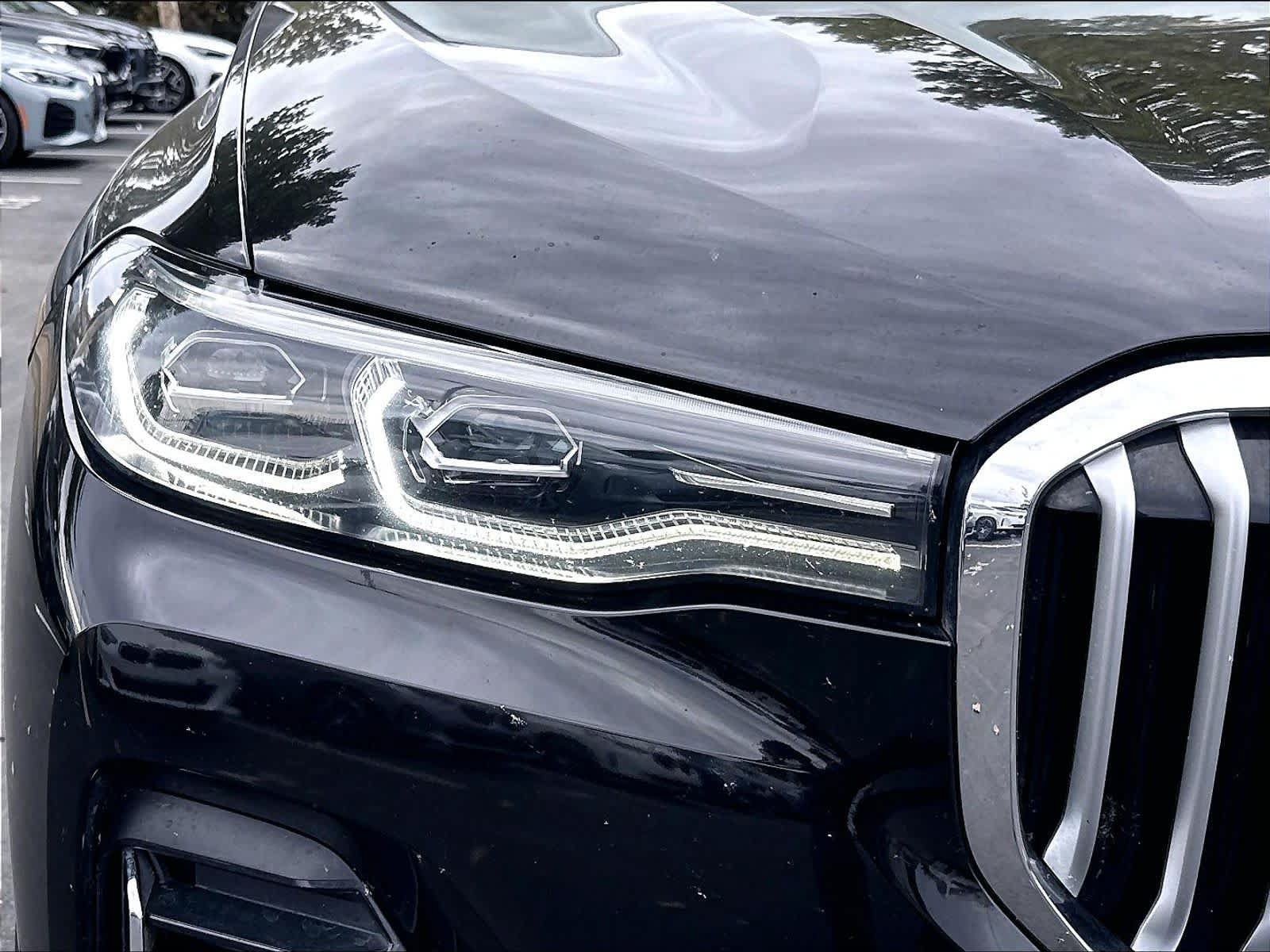 Used 2022 BMW X7 xDrive40i w/ Premium Package AWD/4WD image 14