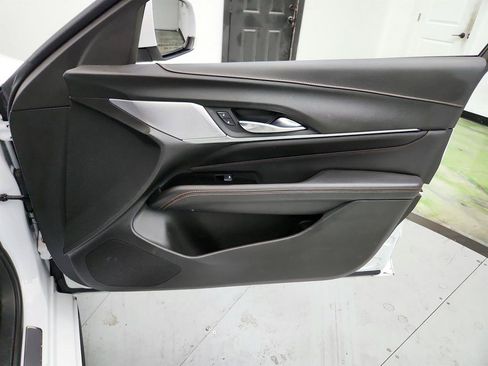 Used 2022 Cadillac CT4 V w/ Climate Package RWD image 26