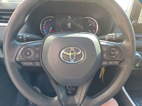 Used 2025 Toyota RAV4 LE FWD image 20