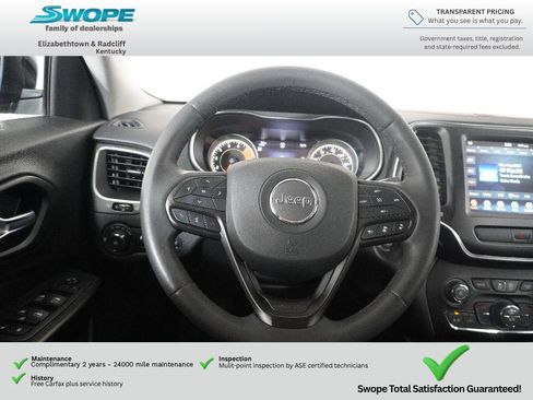 Used 2022 Jeep Cherokee Trailhawk w/ Technology Group B AWD/4WD image 16