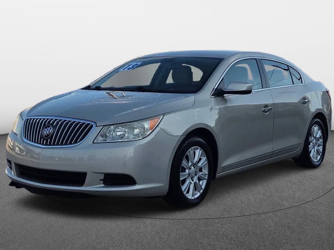 Used 2013 Buick LaCrosse FWD image 1